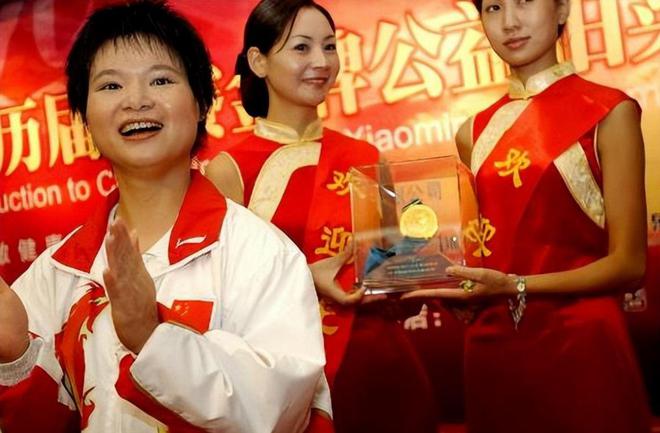 举重运动员亚洲冠军_亚洲举重冠军才力_亚洲举重冠军女选手名字