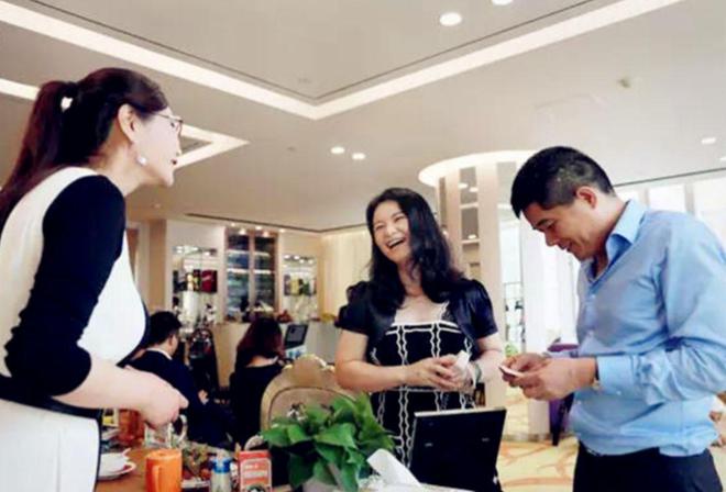 举重运动员亚洲冠军_亚洲举重冠军才力_亚洲举重冠军女选手名字