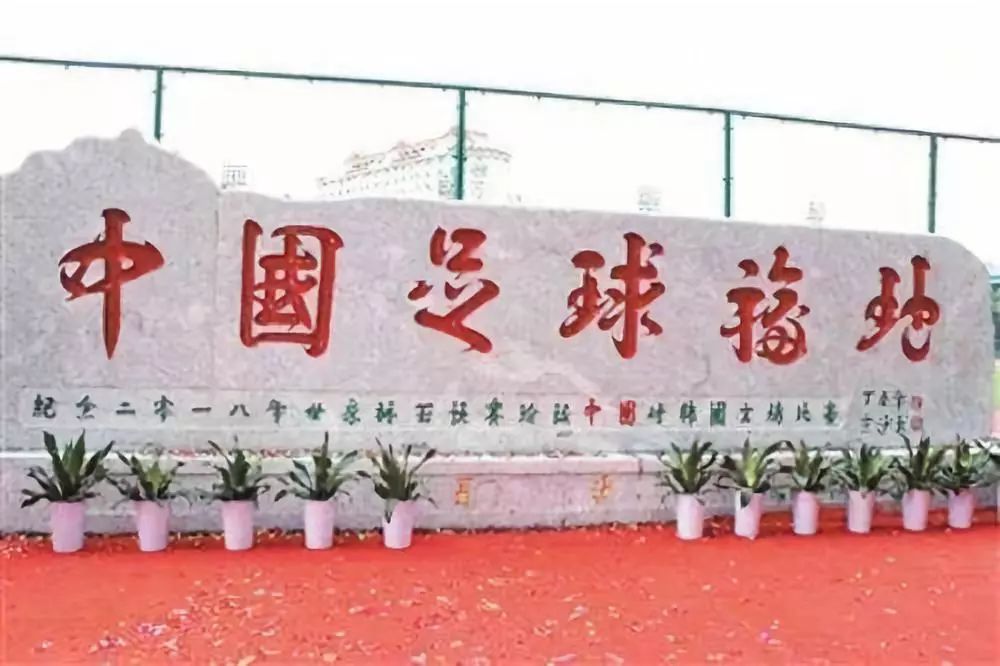 李玄旭出国_李玄旭现在_湖南游泳冠军李玄旭简介